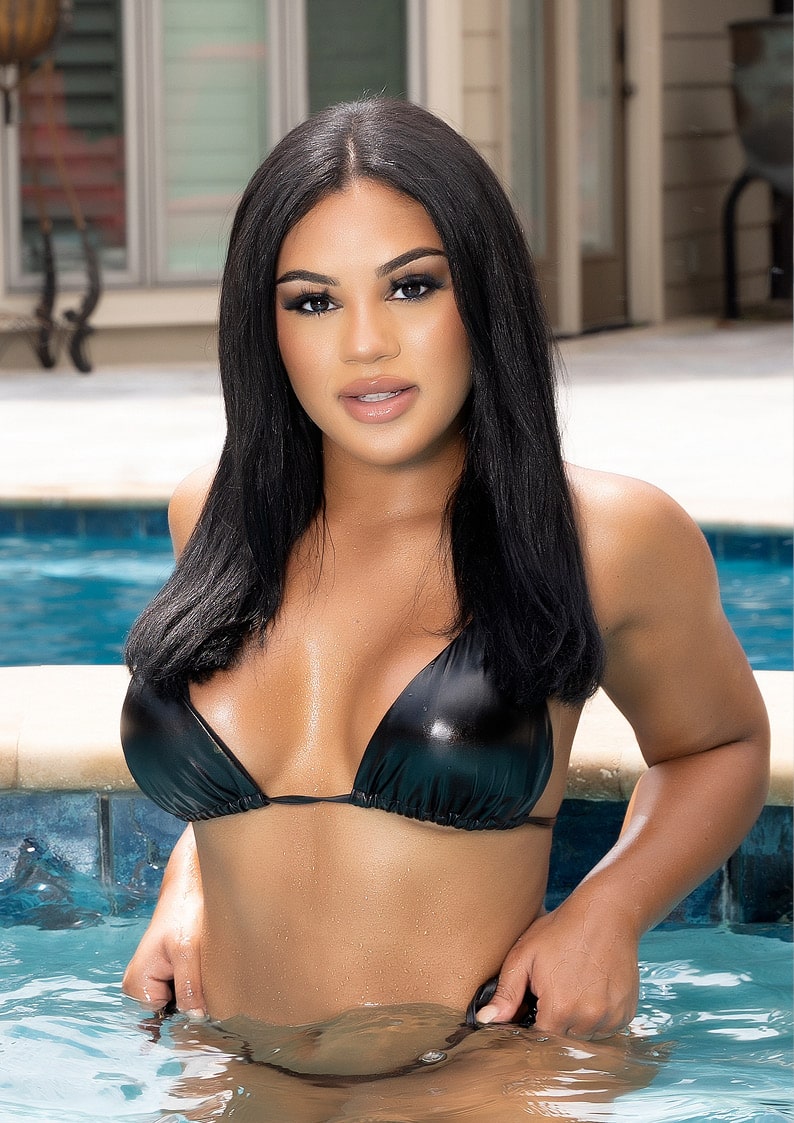 Goddess Magazine - December 2022 - Jessica Landon